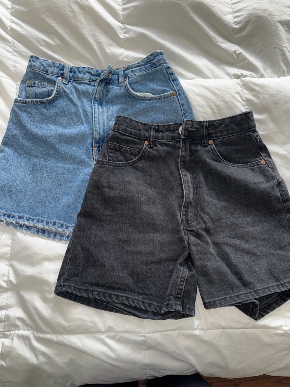 SET OF 2 ZARA High-Waist Denim Shorts Duo - Light Blue & Black